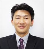 수석컨설턴트 이용우